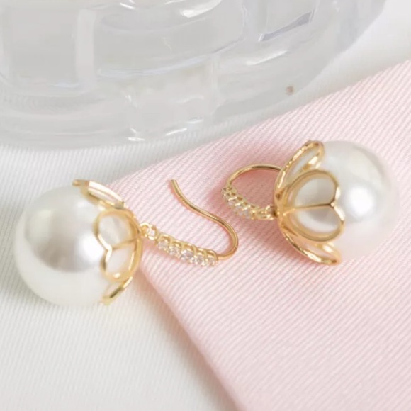 Kate Spade ♠️ NWT Pearl Drop Earrings - Picture 4 of 6